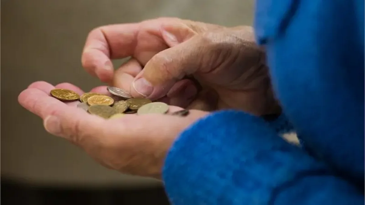 Доходы ниже минимума: сколько казахстанцев остаются за чертой бедности