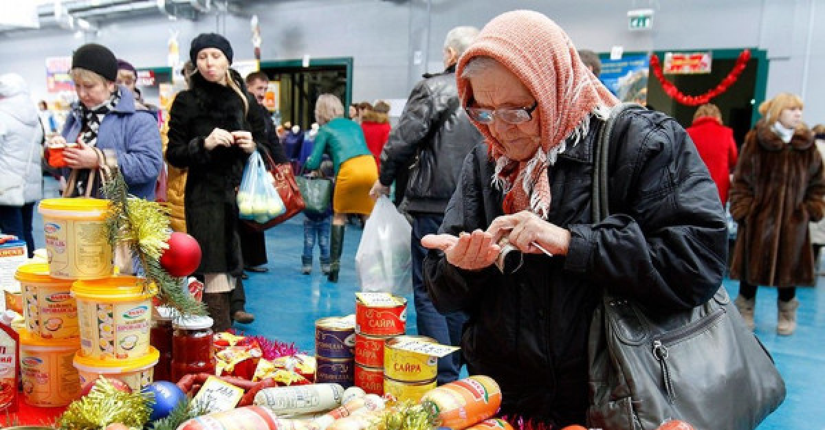 Низкие доходы и рост цен: как казахстанцы оценивают итоги 2025 года