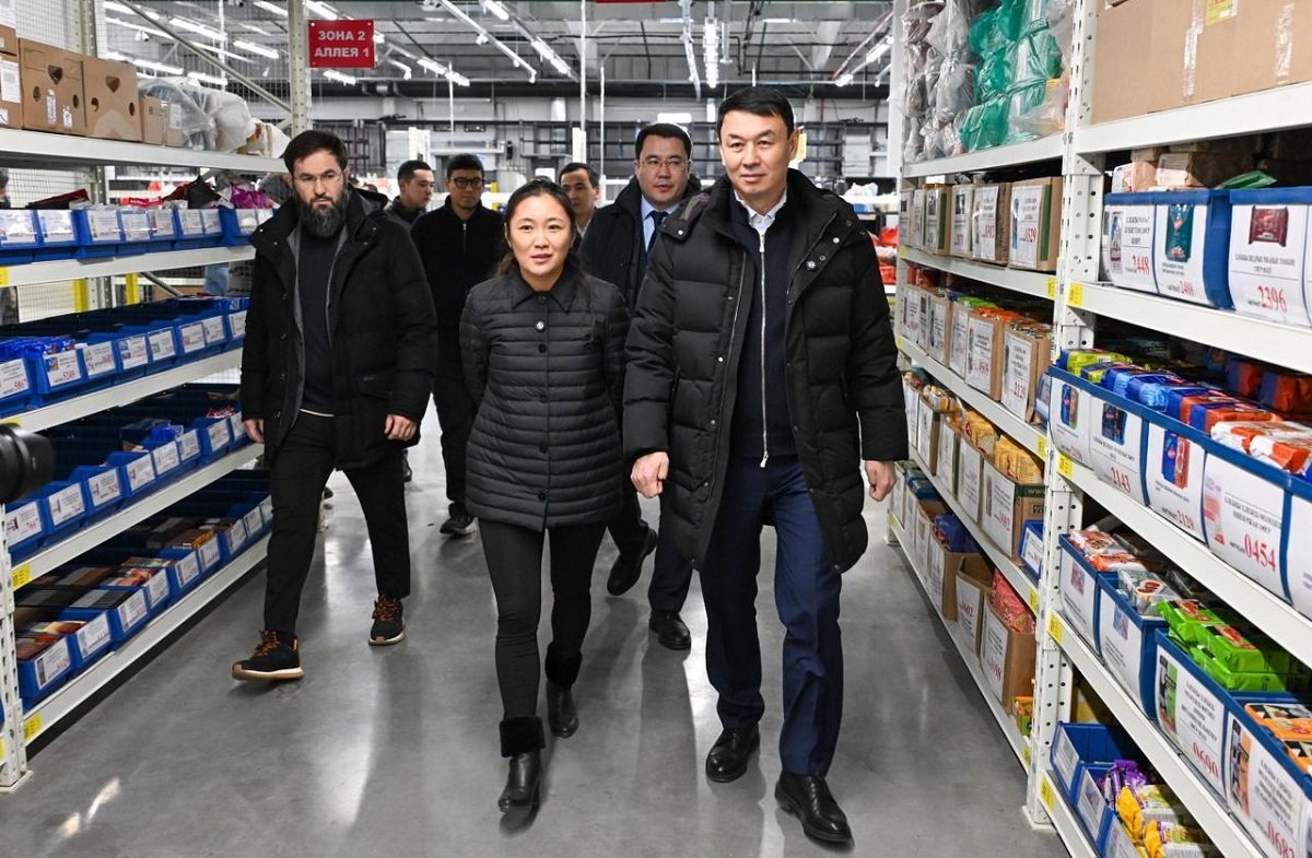 Аким Алматы посетил новый логистический комплекс Magnum
