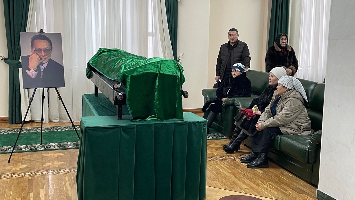 В Алматы прошла церемония прощания с Нурланом Сегизбаевым