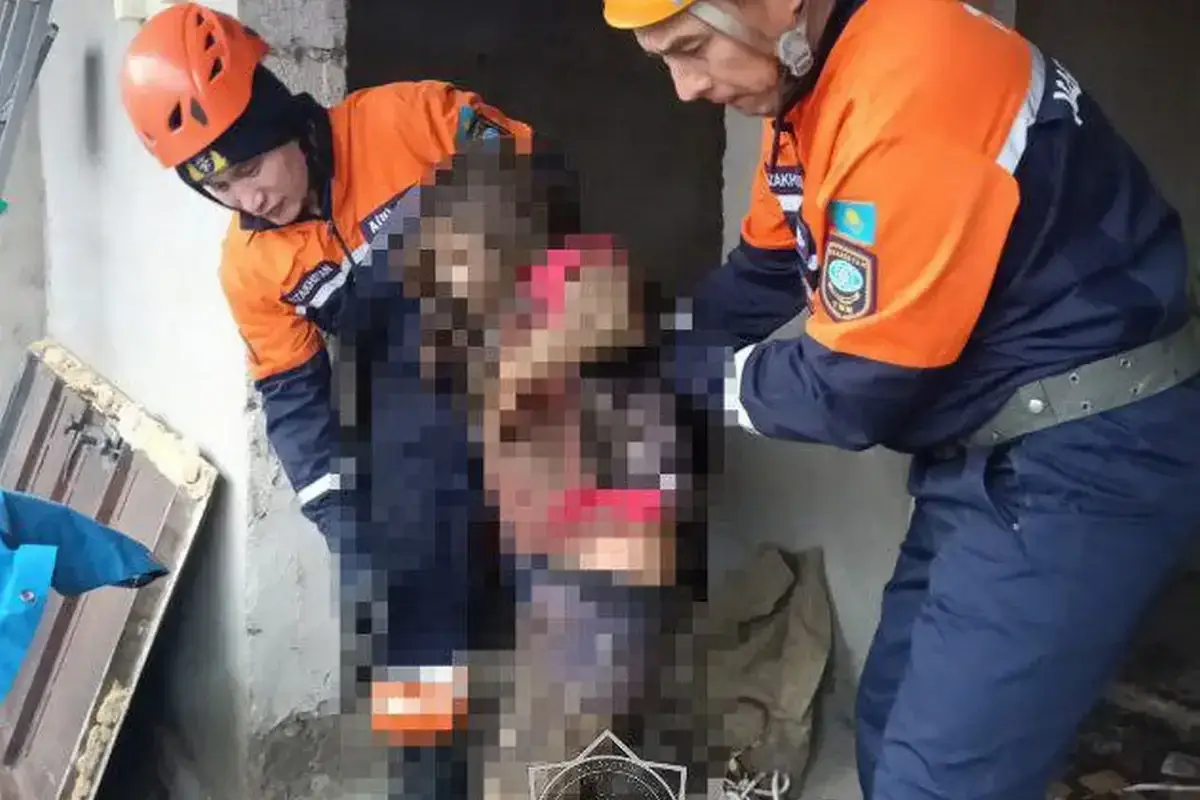 11-летняя девочка провалилась в уличный туалет в Жамбылской области