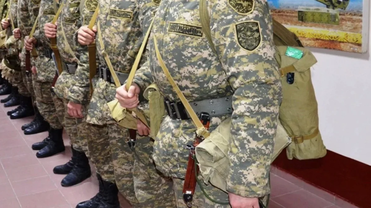 Солдат нанес себе тяжелую травму прямо перед казармой: возбуждено уголовное дело