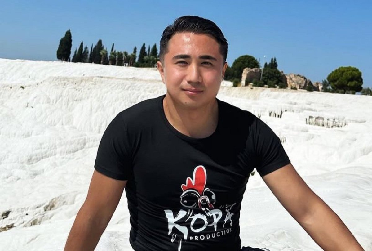 Известного блогера Кайсара Камзу объявили в розыск