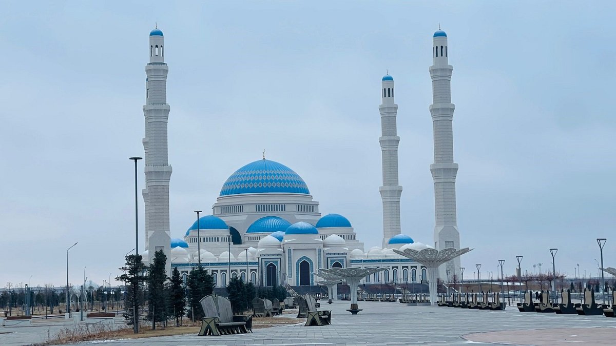 Ораза-2026: расписание намаза и поста в Астане