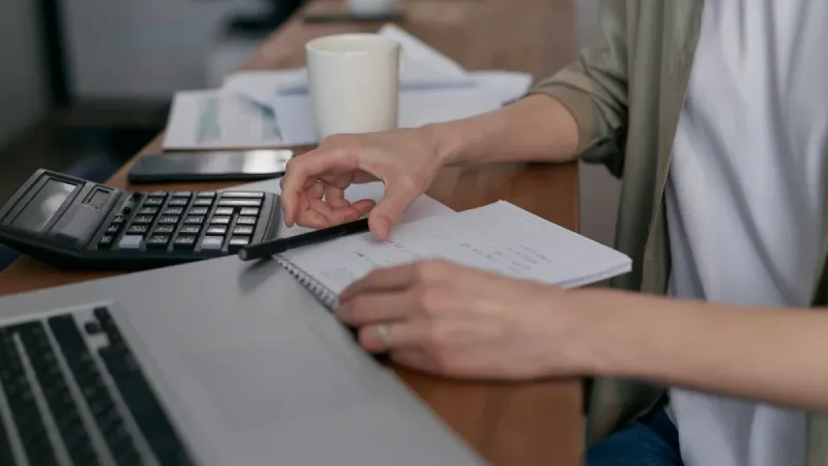 Зарплаты «на руки» станут больше: как снижение подоходного налога повлияет на доходы казахстанцев