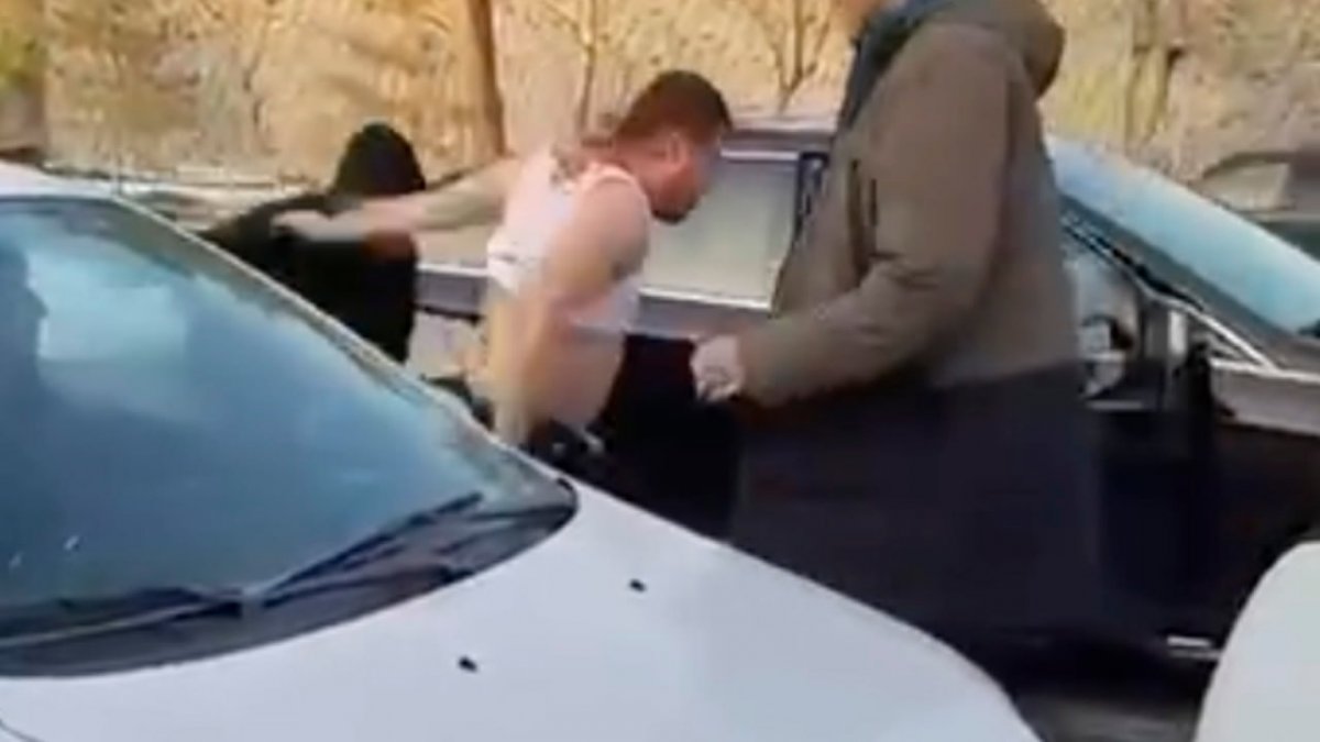 Кровавая развязка ДТП в Шымкенте: массовая драка и погибший