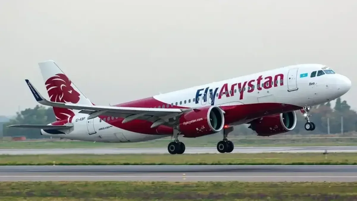 Самолет FlyArystan столкнулся с птицами: рейс Уральск – Алматы задержали