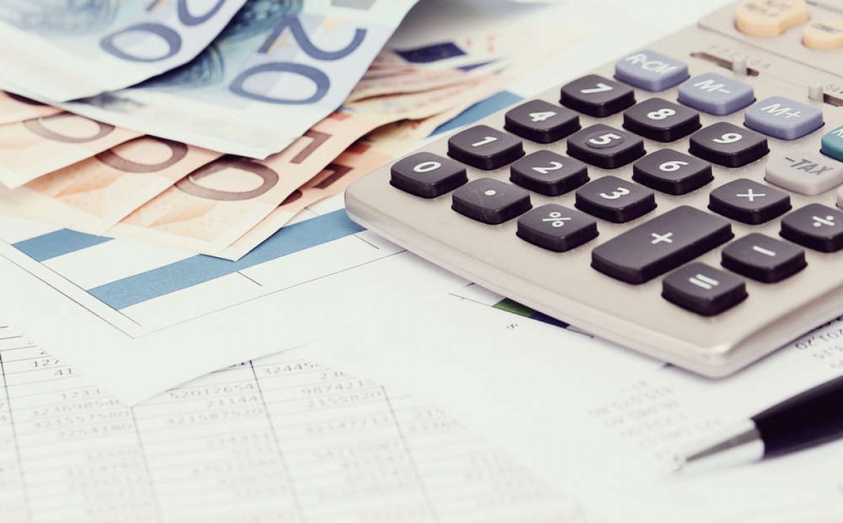 Соцвзносы могут «съедать» половину зарплаты уже к 2035 году