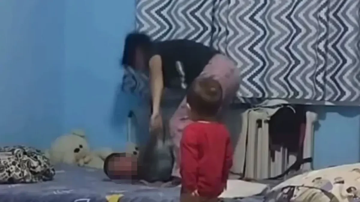 В Жетысу арестована мать, привязавшая и жестоко избившая собственного ребёнка