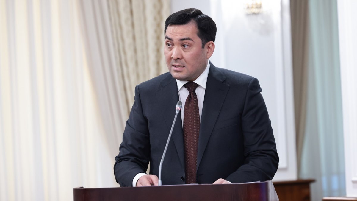 «Я не Ванга»: министр энергетики ответил на вопрос о ценах на бензин после моратория