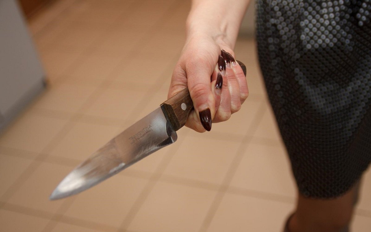 Жестокое убийство: невестка зарезала пожилую свекровь в Атырауской области