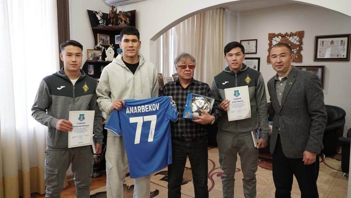 Темирлан Анарбеков получил ректорский грант в Алматы