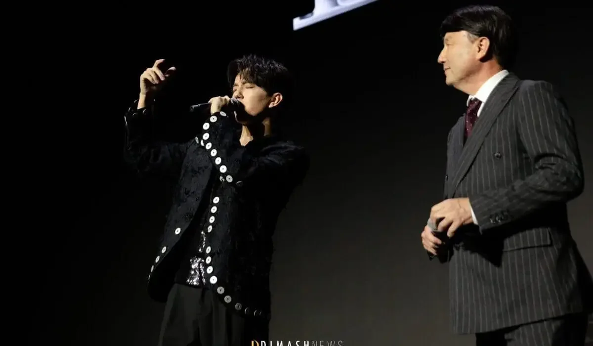 Димаш Кудайберген вместе с поклонниками отметил премьеру международного шоу в Алматы