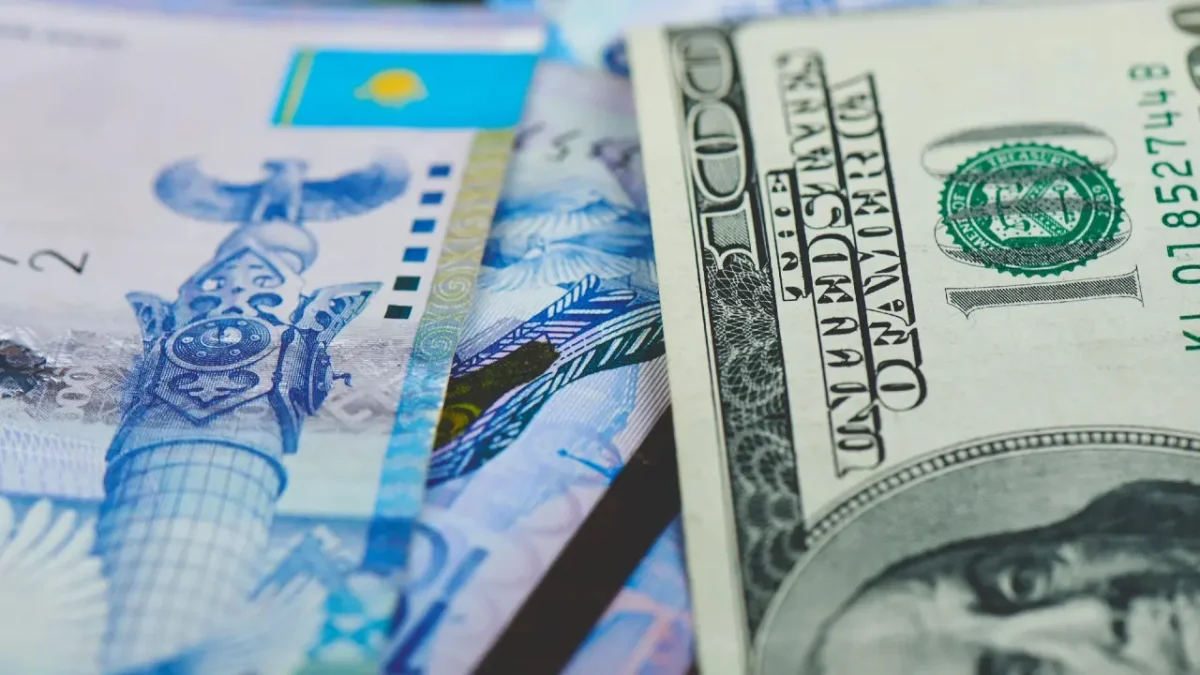 Что происходит с курсом доллара в Казахстане