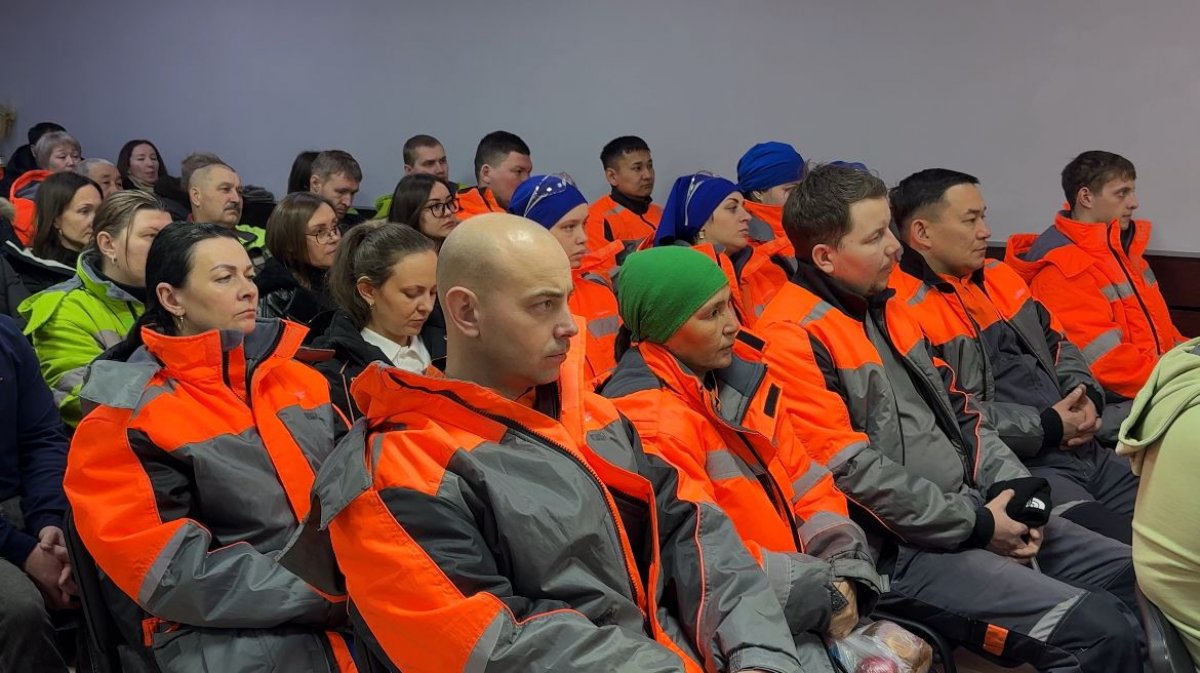 В Житикаринском районе прошла встреча с коллективом предприятия по разъяснению проекта Конституции