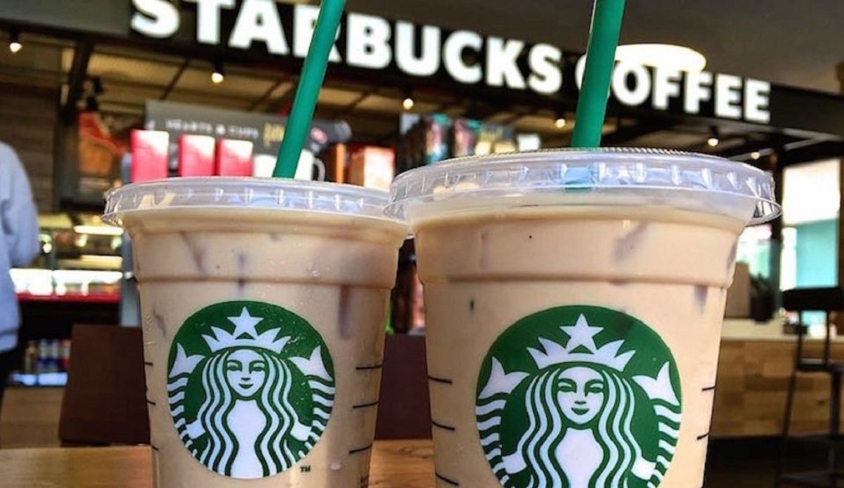Starbucks взбесил казахстанцев «щедрой» акцией в Рамадан