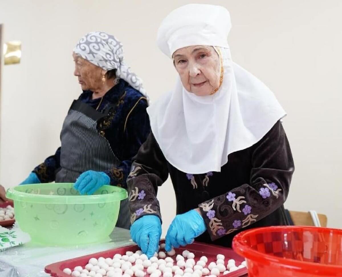 День благодарности в Жетісу: Результат по приготовлению курта занесен в Книгу рекордов КИнЭС