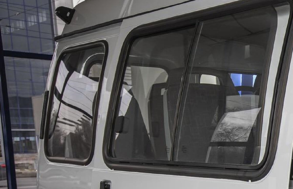 Тела двух мужчин нашли в машине в Семее