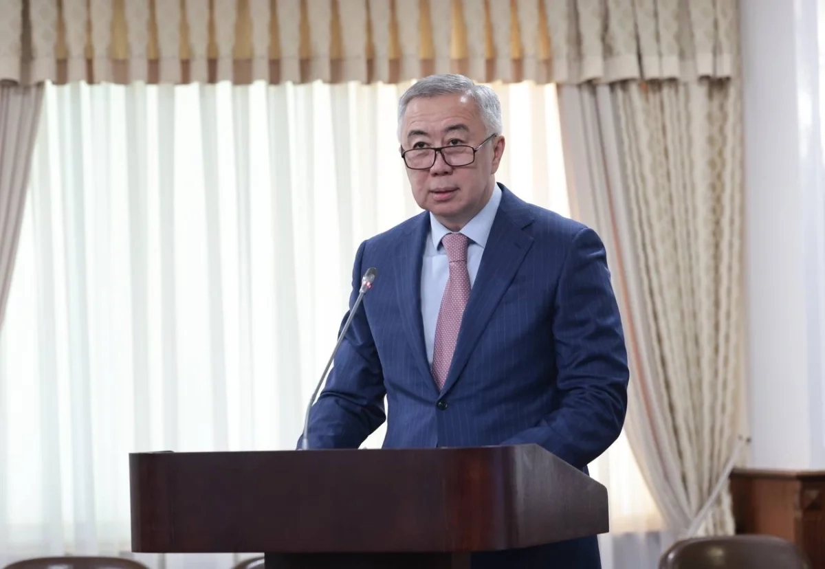 «Не хамите»: Жумангарин резко отреагировал на вопросы о доходах супруги