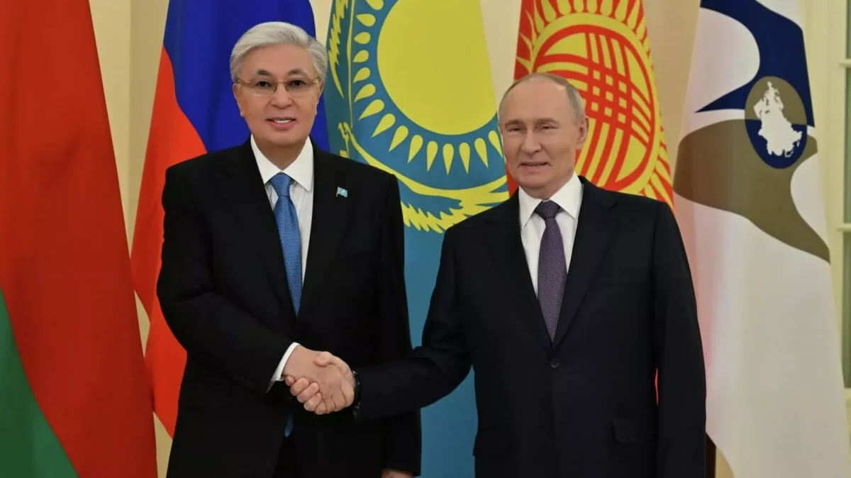 Путин поздравил Токаева с проведением референдума в Казахстане