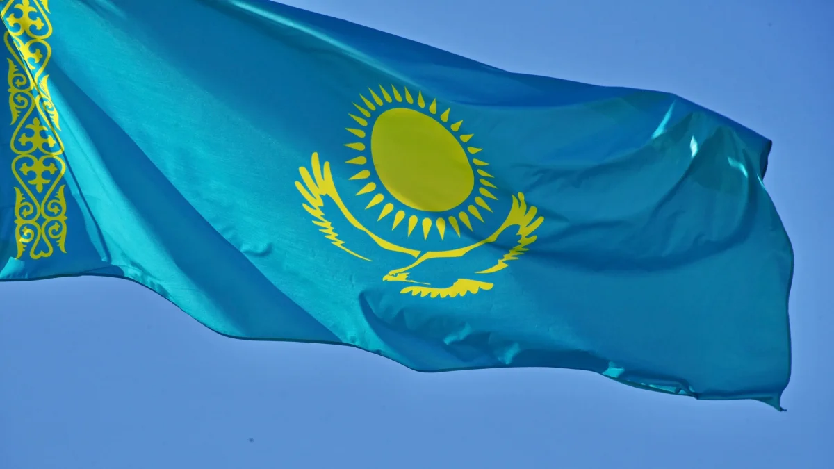 Флаг Казахстана признан самым красивым в мире