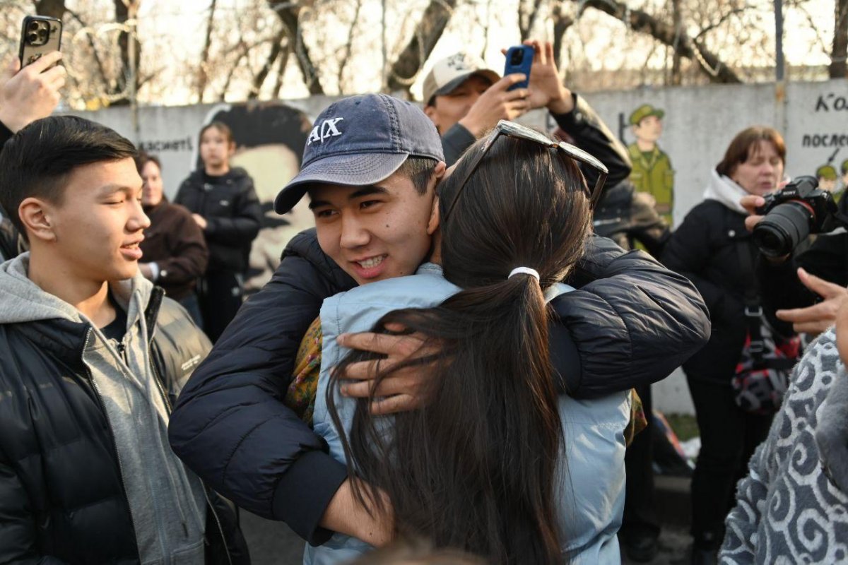 В Алматы стартовал весенний призыв