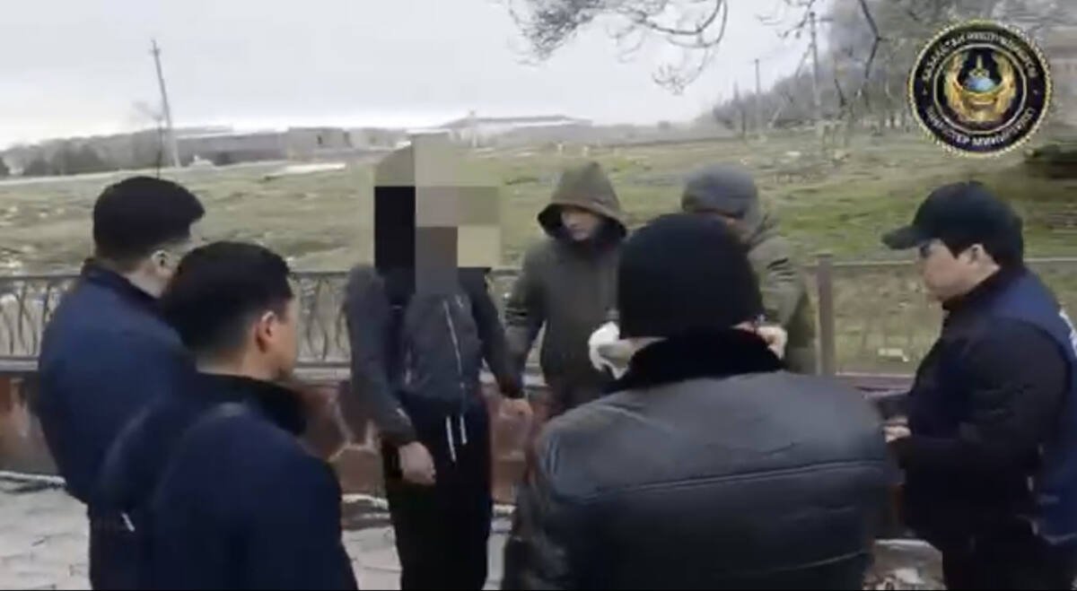 Закладчика с крупной партией синтетики задержали в Таразе