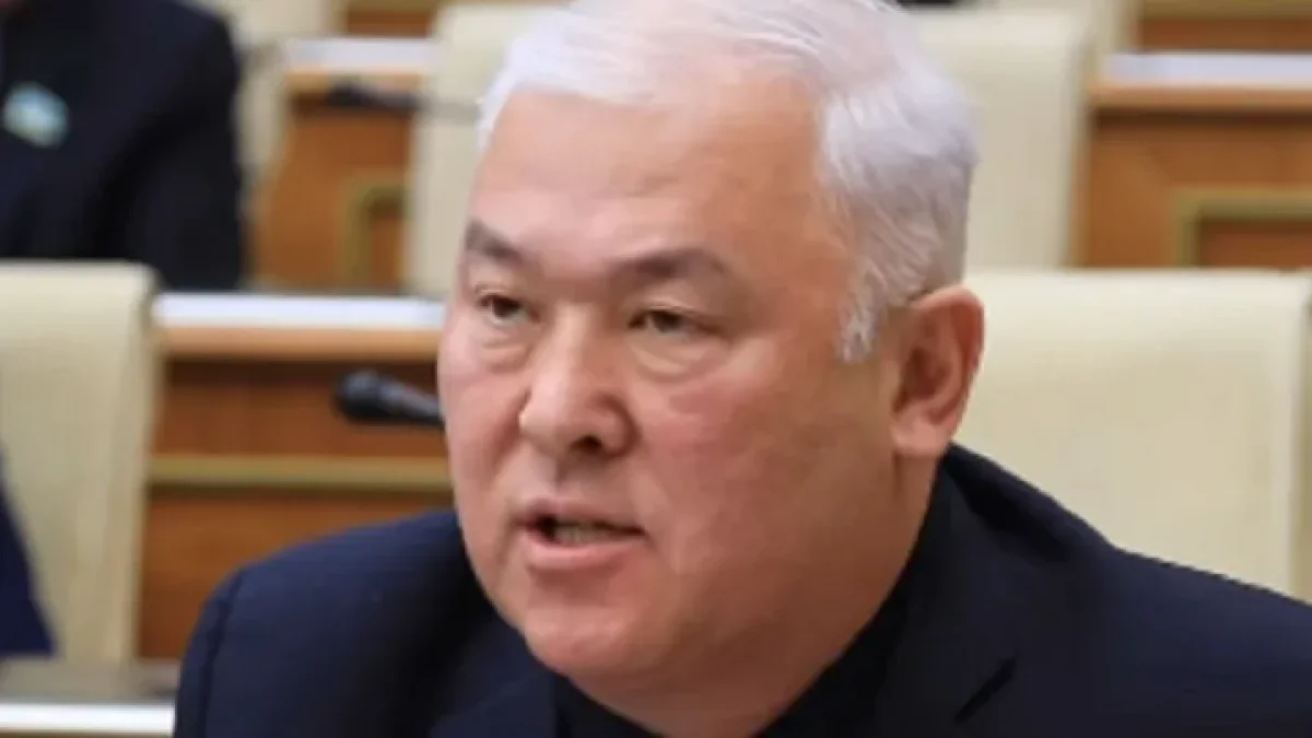 В Алматы после гибели троих в ДТП депутат заявил о возможном участии полицейского в гонке