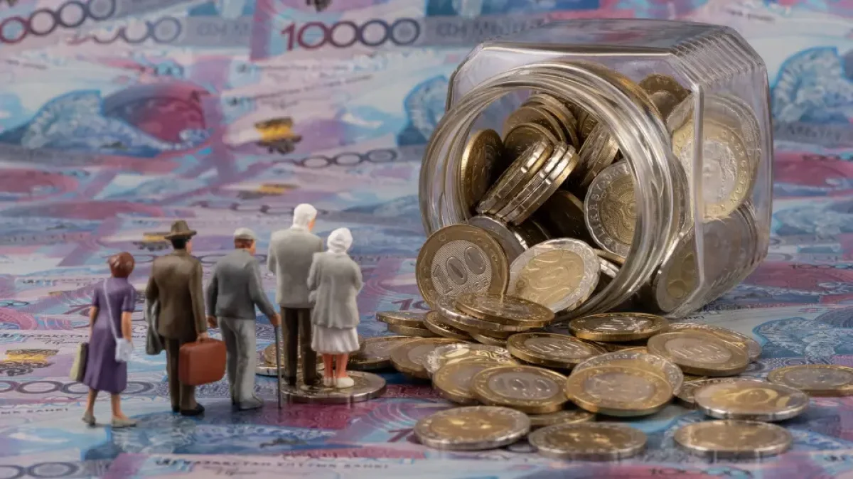 Все пенсионные деньги – в частное управление: новое предложение в Казахстане