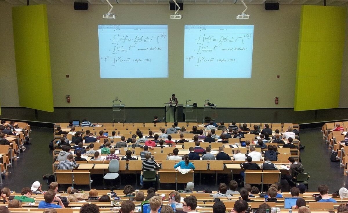 Казахстанские университеты укрепили позиции в рейтинге QS по предметам 2026