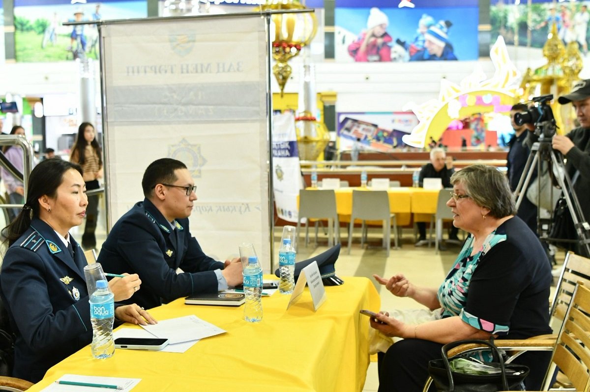 Закон и порядок: в Актобе прошла масштабная акция по оказанию правовой помощи