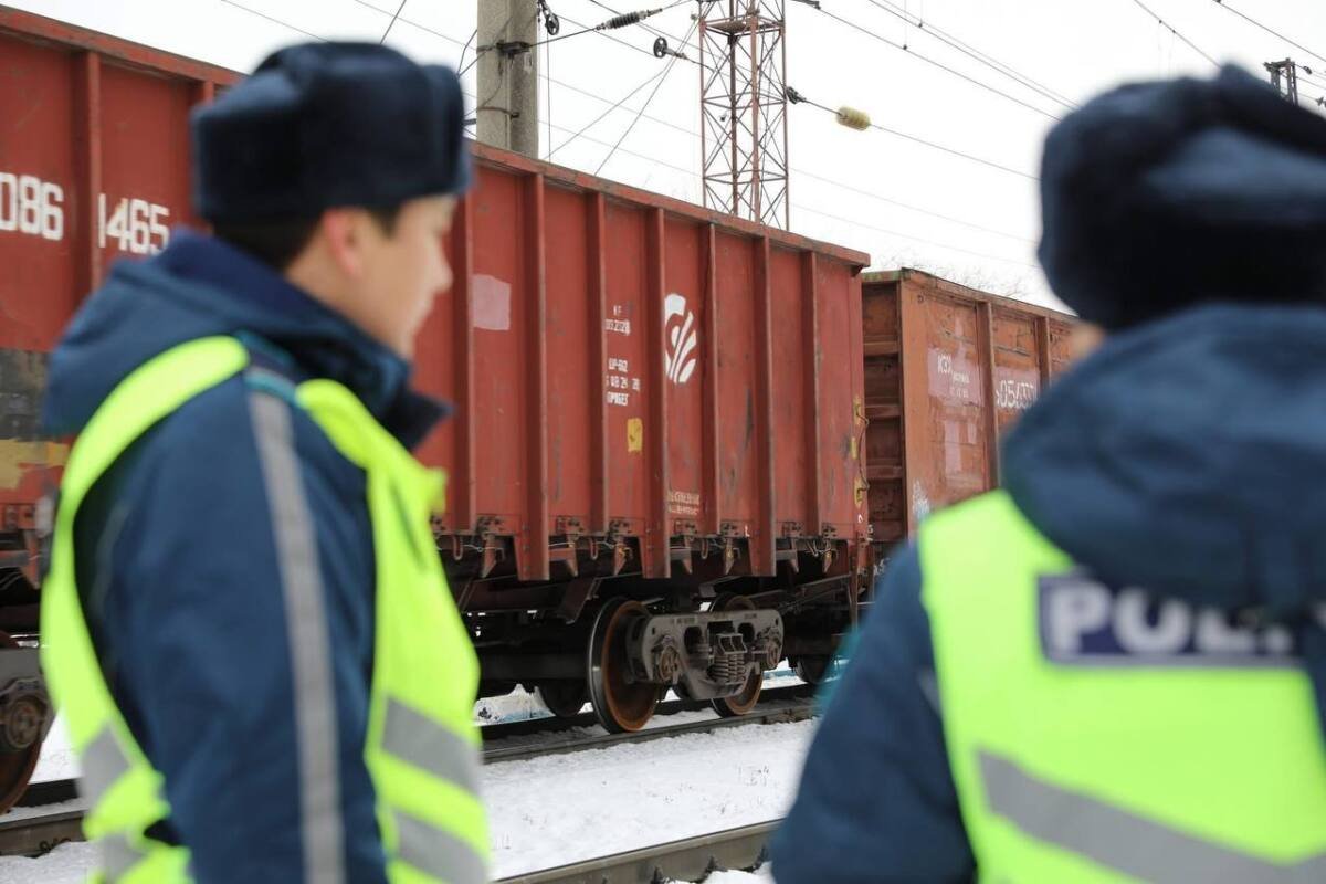 Пятеро жителей области Абай осуждены за кражу медного концентрата с железнодорожных вагонов