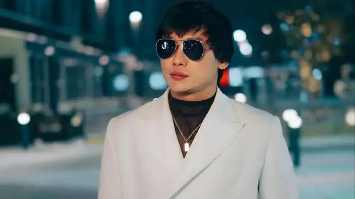 «Казахский Шатунов»: журналист призвал присвоить Кайрату Нуртасу звание Народного артиста