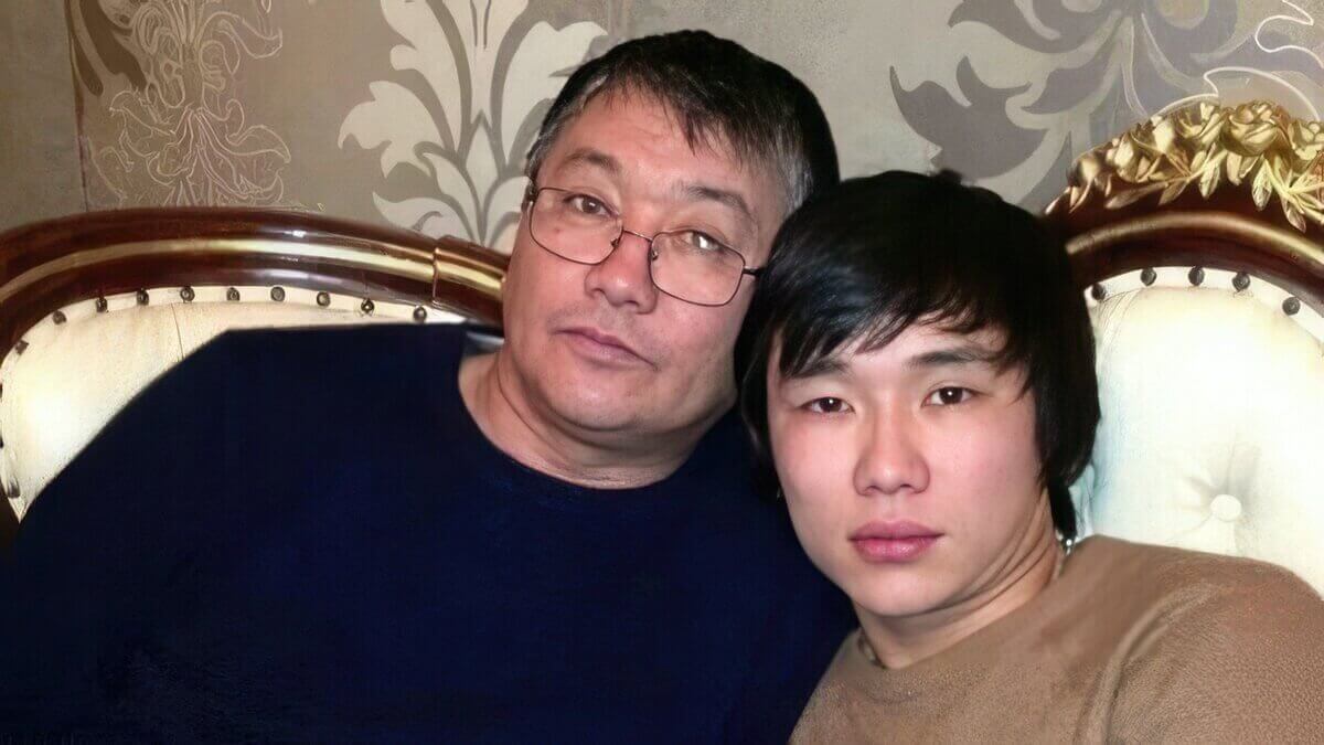 «Кайрат заслужил»: Нуртас Айдарбеков поставил под сомнение порядок присвоения звания «Народный артист»