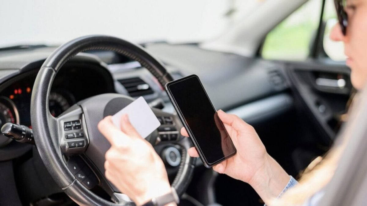 В Казахстане кардинально меняют экзамен на права: теперь можно сдавать бесконечно