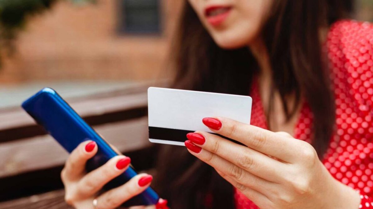 Мобильные переводы: Чьи счета попадут под проверку? Вице-министр финансов назвал конкретные критерии