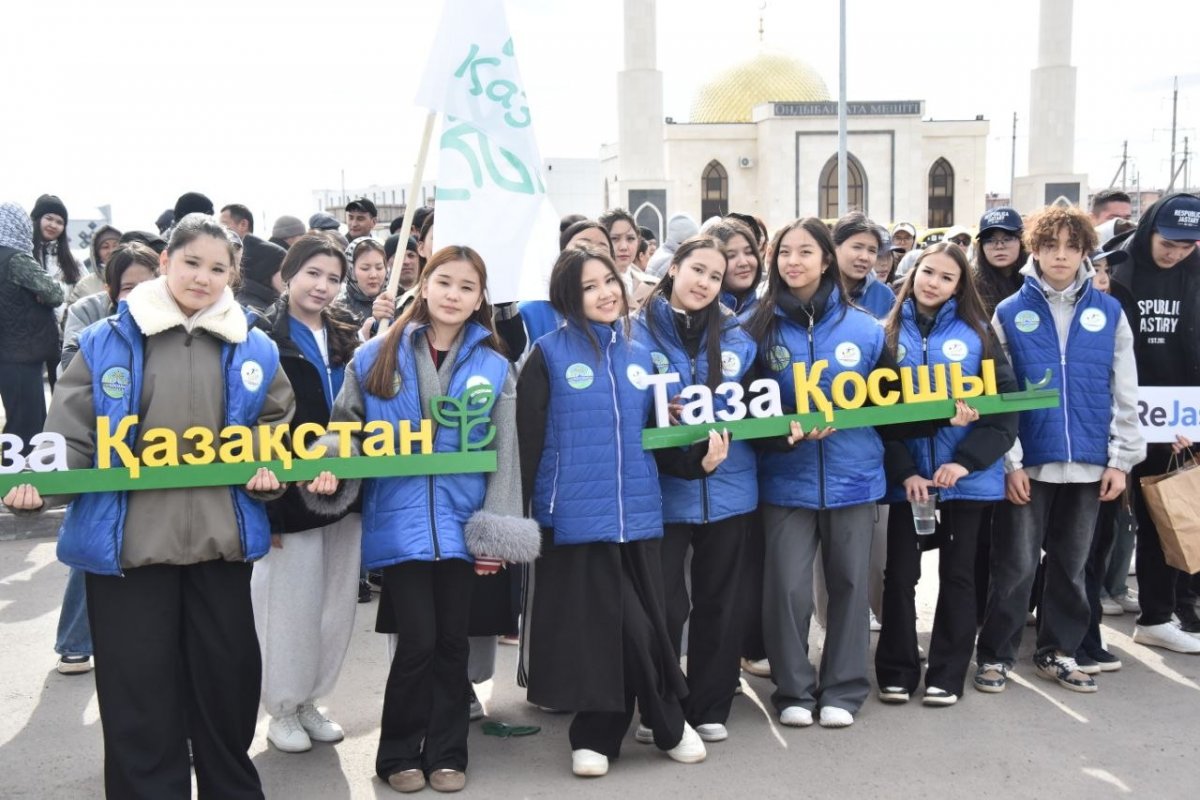 В городе Косшы в рамках программы «Таза Қазақстан» состоялся экологический забег