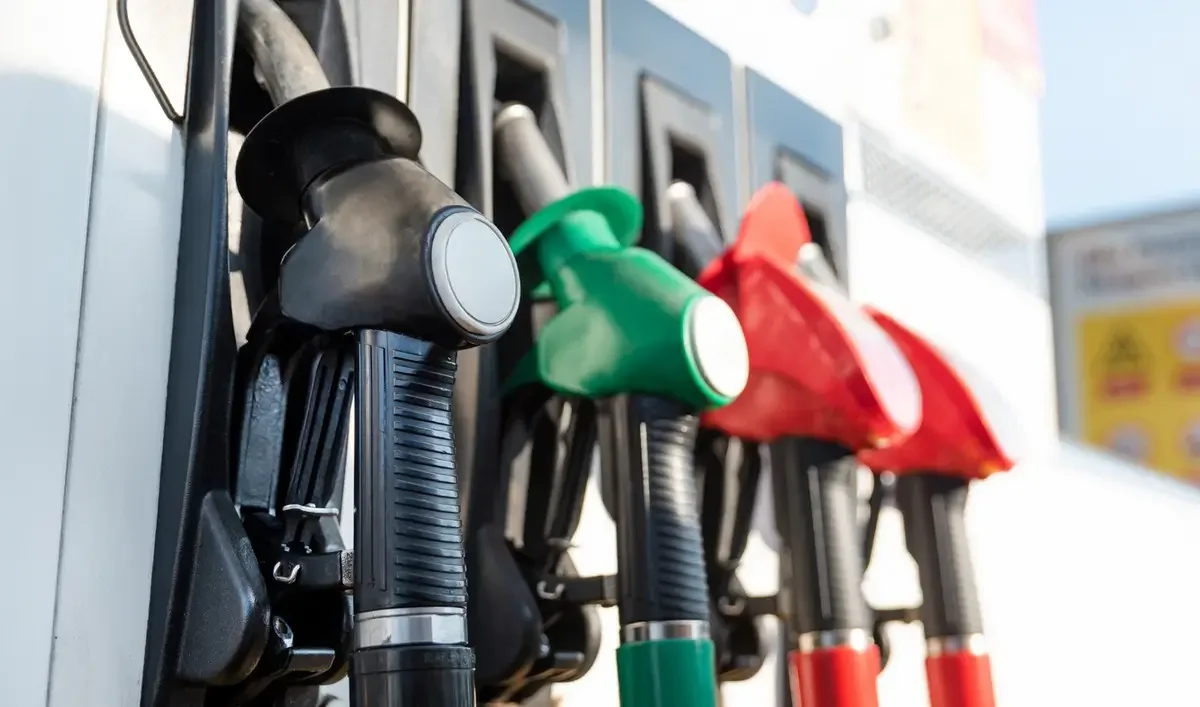 Запрет на вывоз бензина и дизтоплива продлит еще на полгода Казахстан