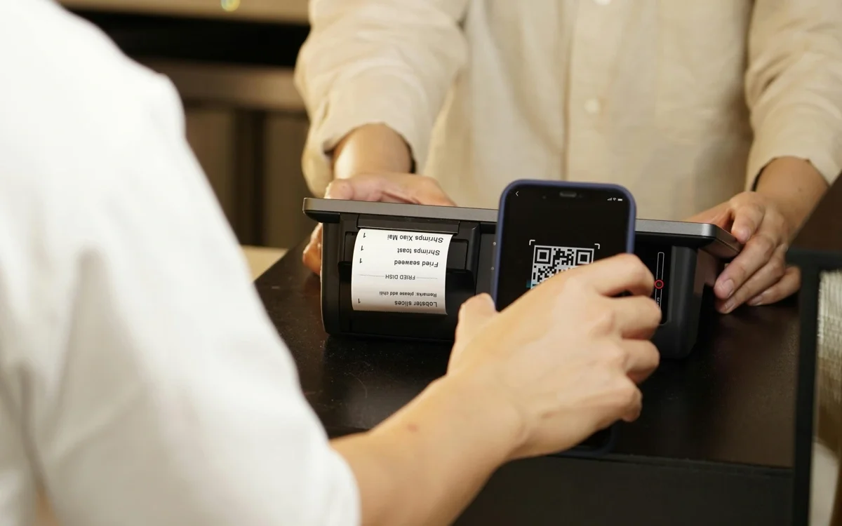 В Казахстане с 19 июля запустят единый QR-код для всех банков