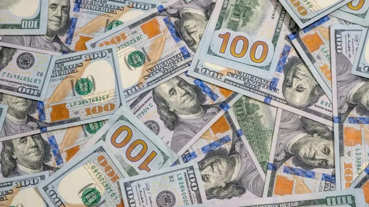 Где доллар дороже 27 апреля: свежие курсы по городам Казахстана