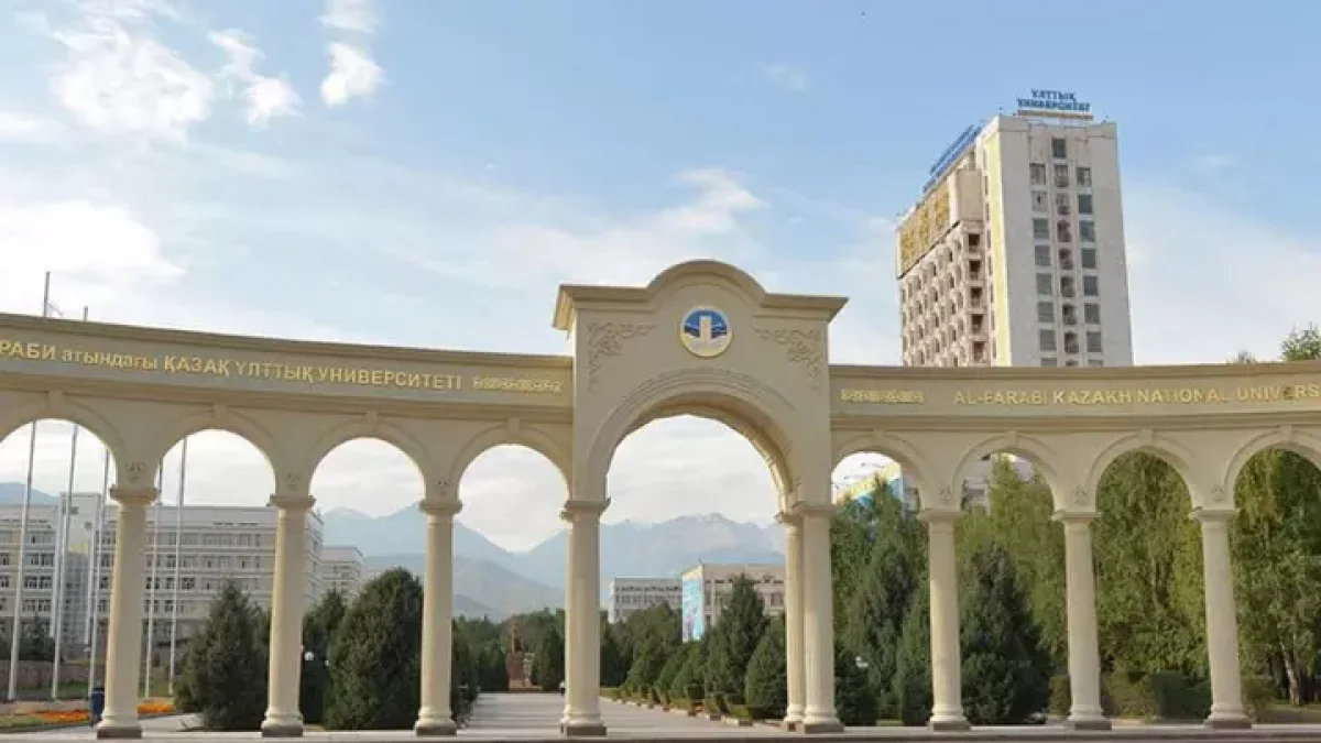 Утечка в КазНУ шокировала страну: раскрыты диагнозы и личные данные студентов