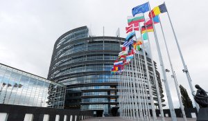 В почтенном возрасте: Европарламенту 70 лет