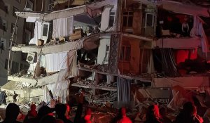 Крупные землетрясения в Турции – известно о 30 погибших на данный момент