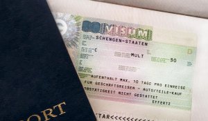 Черная зона: как теперь казахстанцы будут получать шенгенскую визу