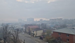 Дымные выбросы и запах гари послужили причиной домашнего обучения в Атырау