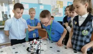 Разработанное карагандинцами соревнование роботов «Теңге алу» применяют за рубежом