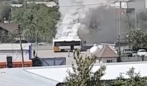 Автобус с пассажирами в салоне загорелся в Караганде