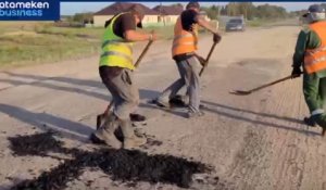 «Полное безобразие»: Токаев накажет чиновников за ремонт дороги перед его приездом