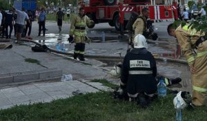 "Если бы они 20 секунд подождали": ДЧС о погибшей девушке во время пожара в Алматы