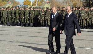 Кыргызстан должен поддерживать Россию: экс-президент страны сделал шокирующее заявление